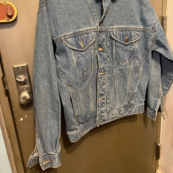 Vintage Jordache Jean Jacket - Picture 10 of 16